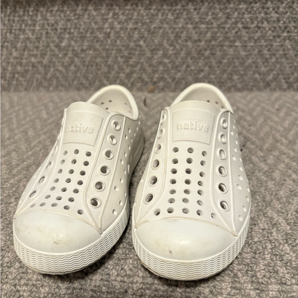 Native Jefferson child  Shoes - White